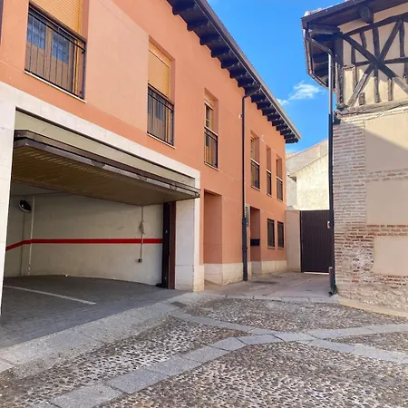 El Palacio De Juana * Tordesillas