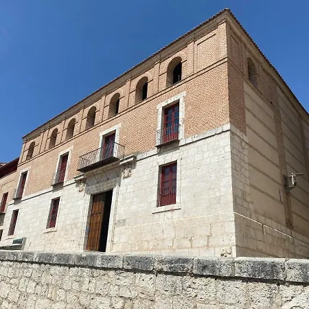 Holiday home El Palacio De Juana Tordesillas