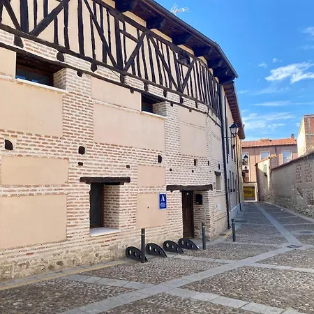 El Palacio De Juana Ferienhaus *